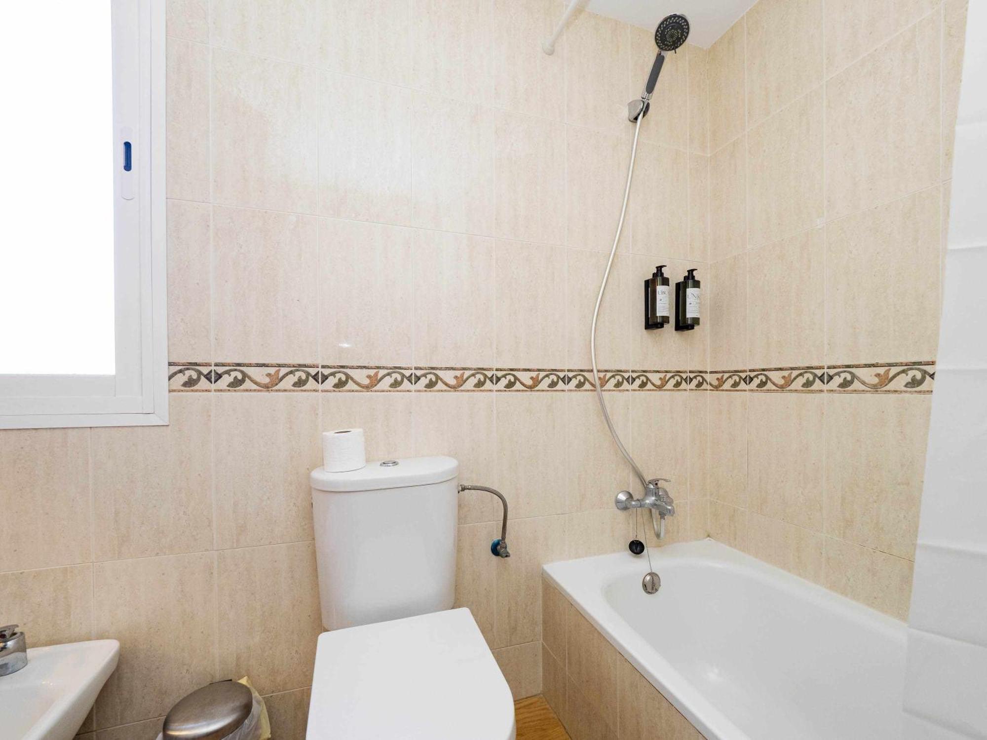 Atico Con Vistas Al Mar Piscina Y Parking Apartment Malaga Exterior photo
